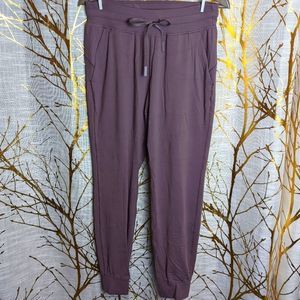 Lululemon joggers